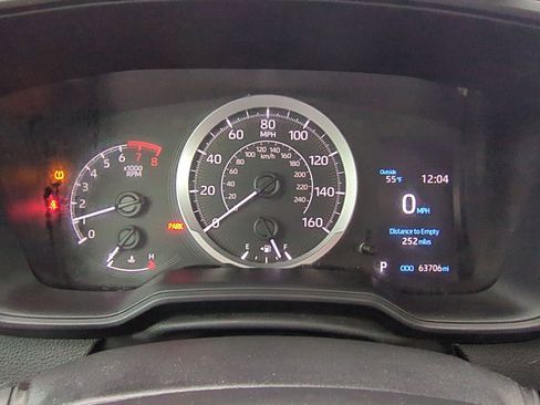 Used 2021 Toyota Corolla LE image 21