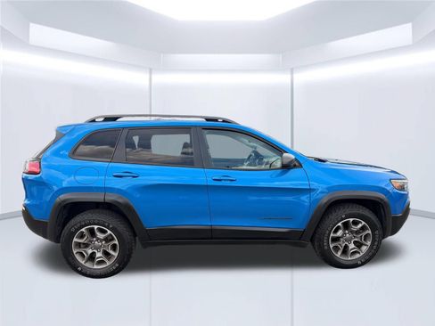 Used 2020 Jeep Cherokee Trailhawk w/ Comfort/Convenience Group AWD/4WD image 4