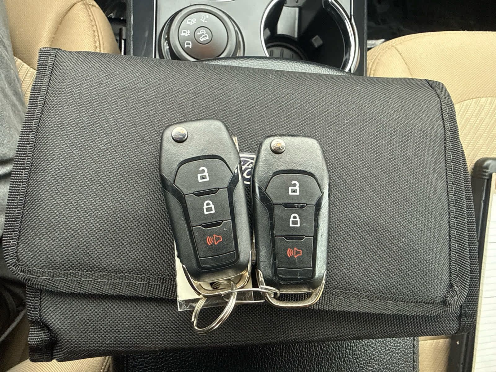 Used 2017 Ford Explorer 4WD image 25