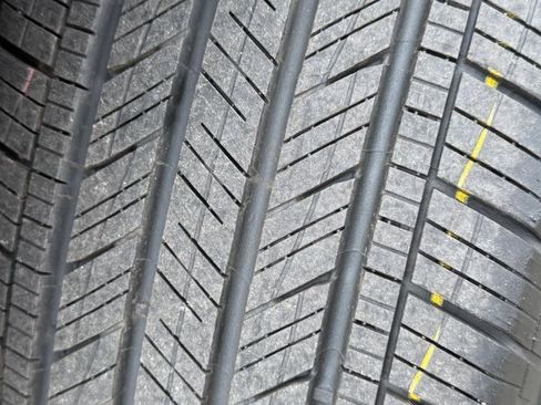 Used 2026 Toyota Corolla Cross XLE image 15