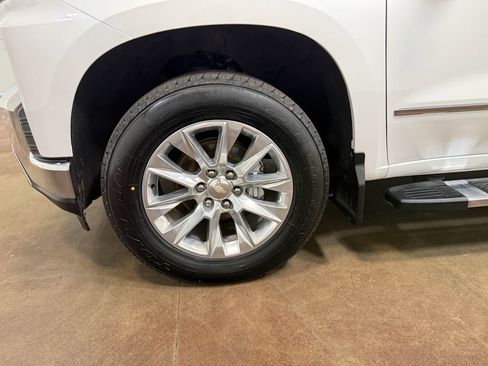 Used 2019 Chevrolet Silverado 1500 LTZ w/ LTZ Plus Package image 87