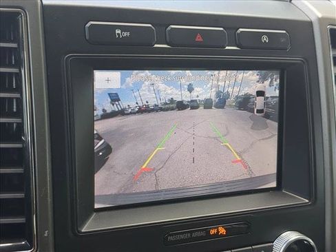 Used 2018 Ford Expedition XLT w/ Equipment Group 201A RWD image 13