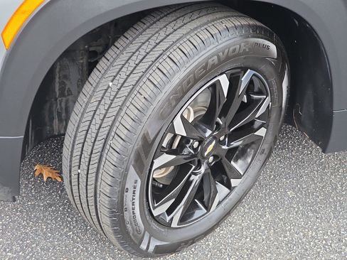 Used 2023 Chevrolet TrailBlazer LT image 31