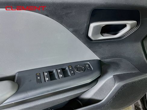 Used 2025 Kia K4 FWD image 23