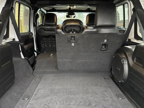 Used 2019 Jeep Wrangler Unlimited Rubicon image 15