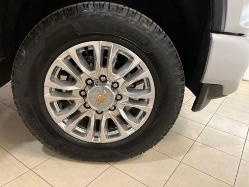 Used 2023 Chevrolet Silverado 3500 High Country w/ Z71 Off-Road Package image 30