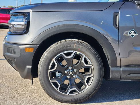 New 2025 Ford Bronco Sport Outer Banks w/ Outer Banks Tech Package+ image 9