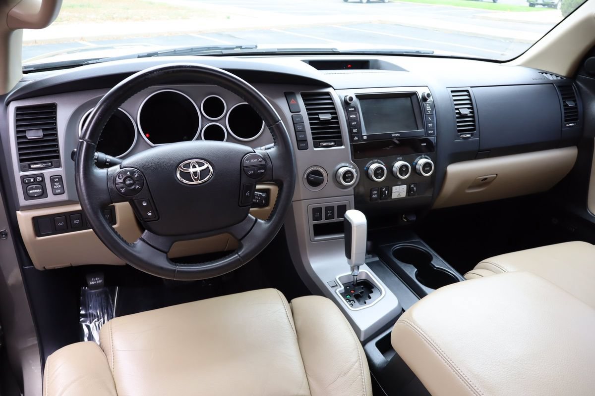 Used 2013 Toyota Sequoia Limited AWD/4WD image 15