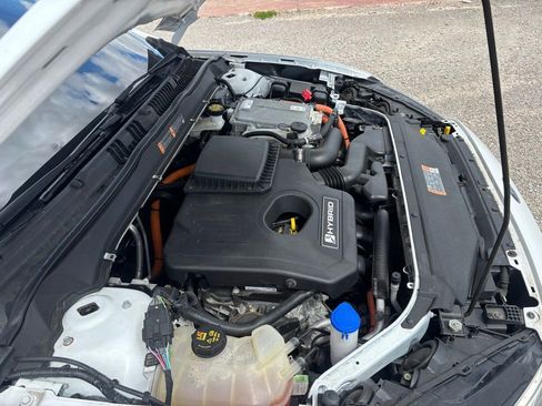 Used 2019 Ford Fusion SE FWD image 23