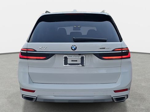 Certified 2024 BMW X7 xDrive40i w/ Premium Package image 6