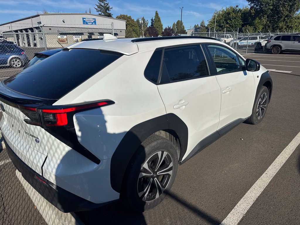 Certified 2025 Subaru Solterra AWD/4WD image 3
