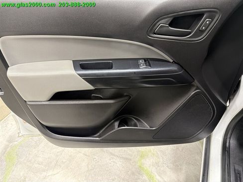 Used 2021 Chevrolet Colorado W/T AWD/4WD image 25