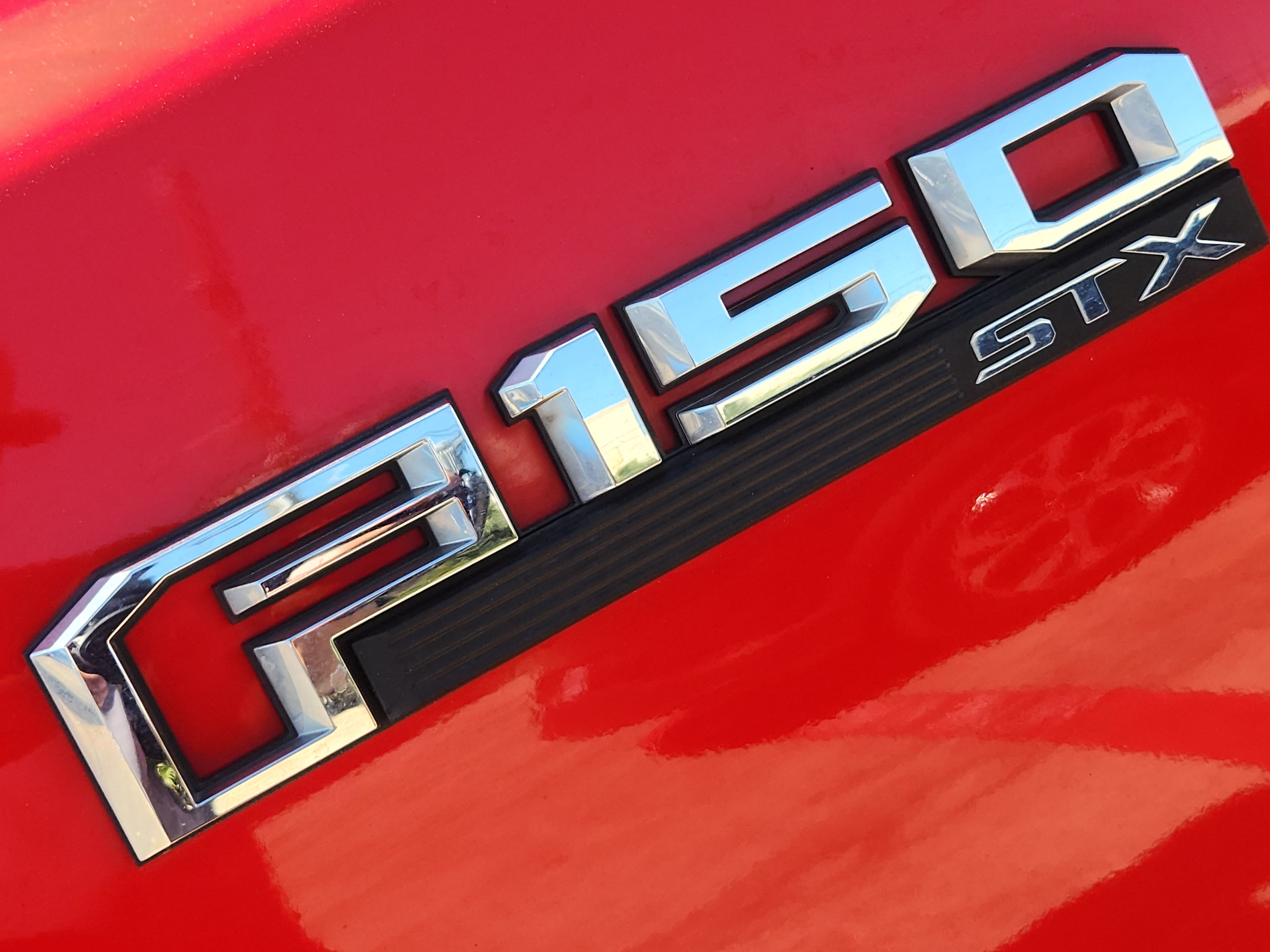 Used 2020 Ford F150 XL w/ Equipment Group 101A Mid RWD image 8
