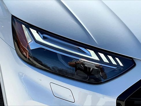 Used 2023 Audi Q5 e Prestige image 30