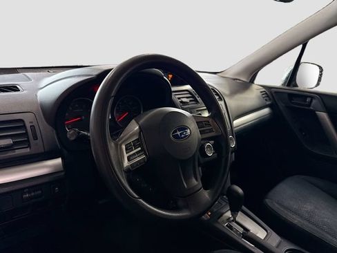 Used 2014 Subaru Forester 2.5i Premium w/ Popular Package #2 AWD/4WD image 10