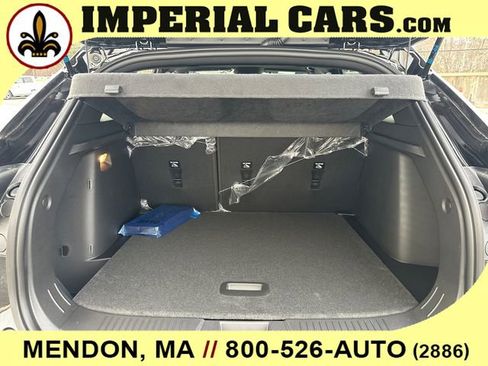 New 2026 Chevrolet Trax RS w/ Sunroof Package image 12