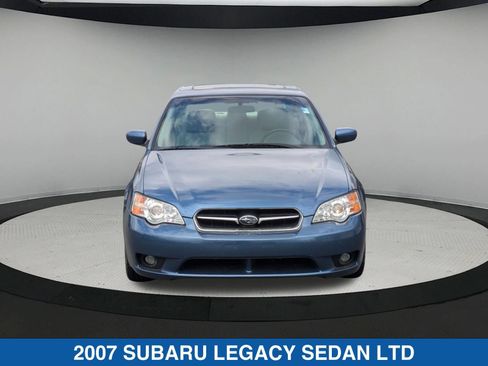 Used 2007 Subaru Legacy 2.5i Limited AWD/4WD image 9