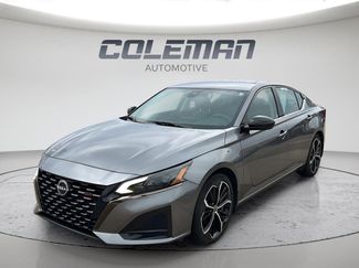 Used 2023 Nissan Altima 2.5 SR video 1