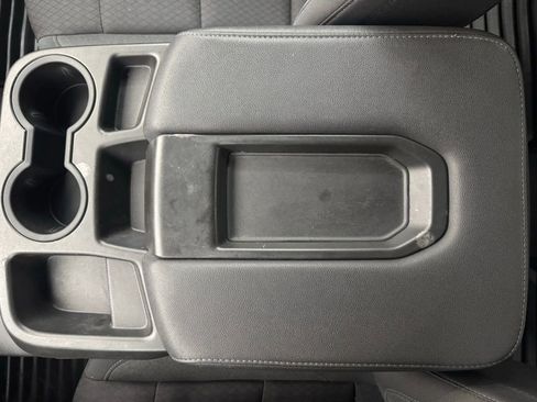 Used 2022 Chevrolet Silverado 1500 Custom image 26