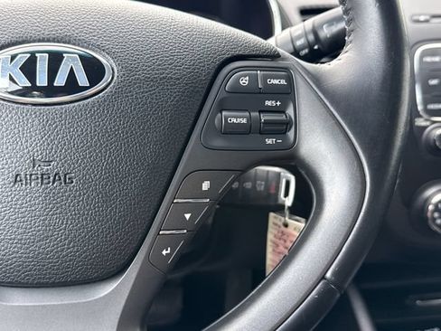 Used 2014 Kia Forte EX FWD image 31