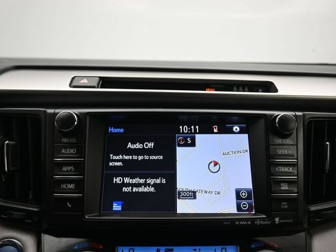 Used 2018 Toyota RAV4 Limited AWD/4WD image 16