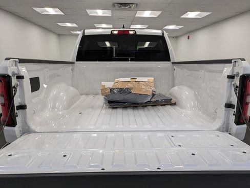Used 2025 RAM 1500 Laramie w/ Night Edition AWD/4WD image 25