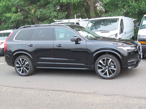 Used 2019 Volvo XC90 T6 Momentum w/ Advanced Package AWD/4WD image 23