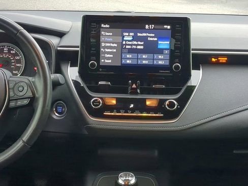 Used 2022 Toyota Corolla SE image 17
