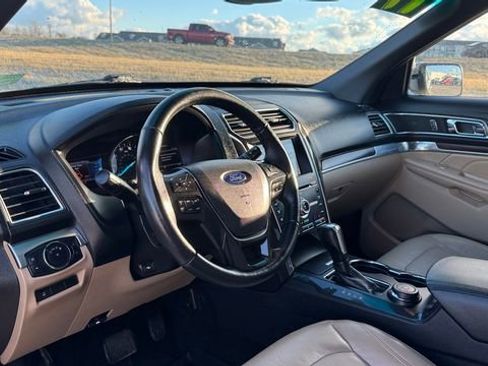 Used 2017 Ford Explorer Limited w/ Equipment Group 301A image 24