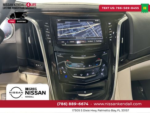Used 2018 Cadillac Escalade Luxury image 25