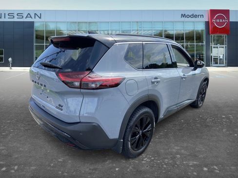Certified 2023 Nissan Rogue SV w/ SV Premium B Package FWD image 3