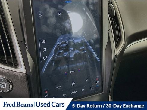 Used 2022 Ford Edge SEL w/ Convenience Package AWD/4WD image 17