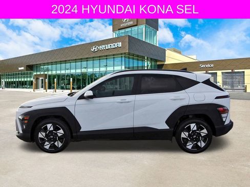 Used 2024 Hyundai Kona SEL w/ Convenience Package image 8