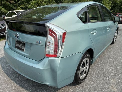 Used 2012 Toyota Prius Two FWD image 6