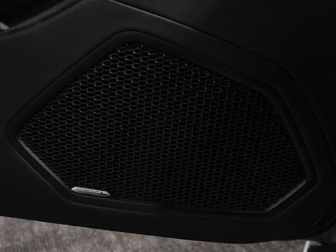 Used 2021 Lamborghini Huracan EVO RWD image 43