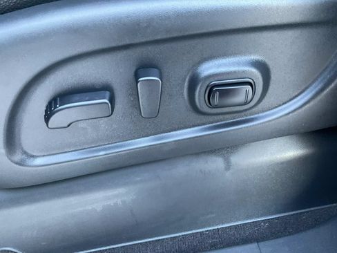 Used 2021 Nissan Titan PRO-4X w/ Pro-4x Convenience Package AWD/4WD image 20