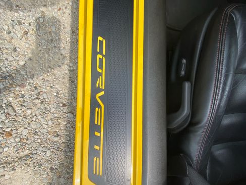 Used 2006 Chevrolet Corvette Z06 RWD image 12