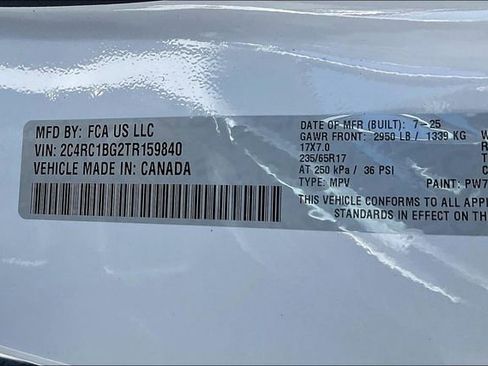 New 2026 Chrysler Pacifica Select FWD image 13