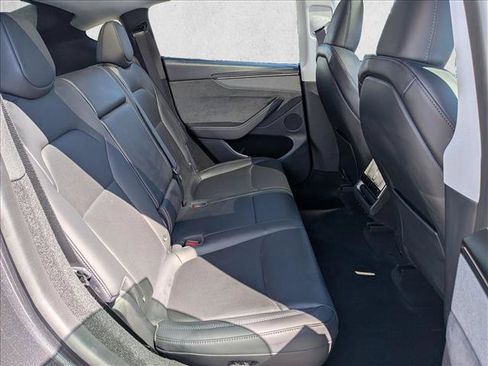 Used 2026 Tesla Model Y 2WD image 20