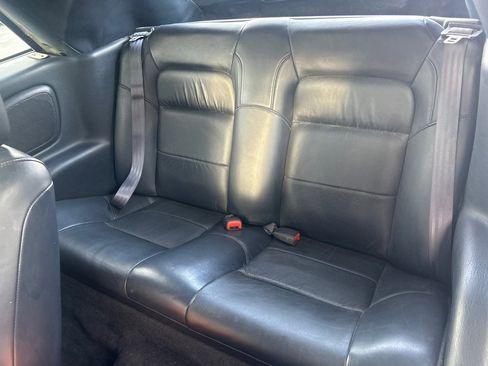 Used 2002 Chrysler Sebring Limited image 10