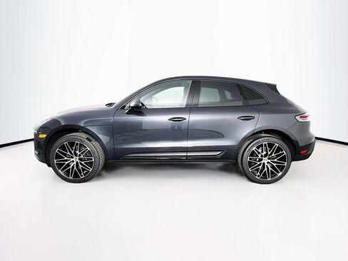 New 2026 Porsche Macan image 2