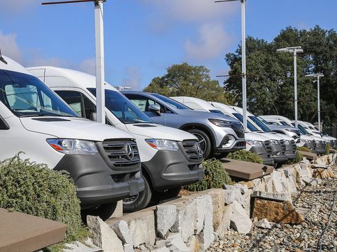 Certified 2023 Mercedes-Benz EQS 450+ SUV image 46