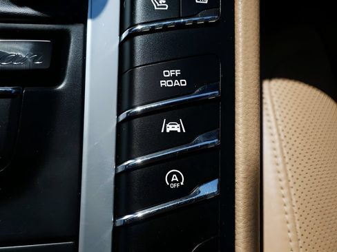 Used 2018 Porsche Macan S AWD/4WD image 28