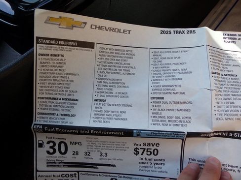 Used 2025 Chevrolet Trax RS w/ Driver Confidence Package FWD image 44
