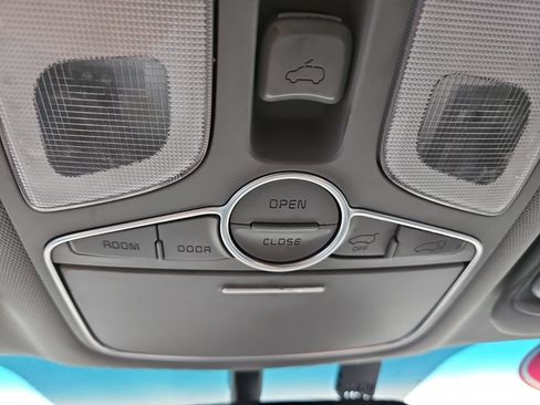 Used 2014 Kia Sorento SX w/ 3rd Row Package FWD image 42