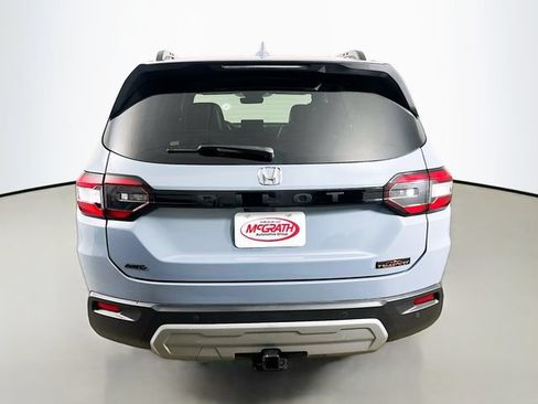 Certified 2023 Honda Pilot TrailSport image 21