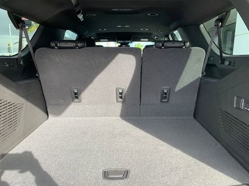 New 2026 GMC Yukon XL Denali AWD/4WD image 11