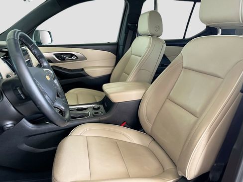 Used 2023 Chevrolet Traverse Premier w/ LPO, Floor Liner Package AWD/4WD image 18