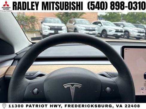 Used 2022 Tesla Model 3 Standard Range RWD image 10