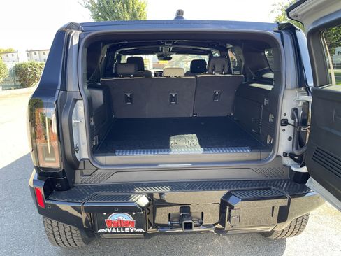 New 2026 GMC Hummer EV SUV image 60